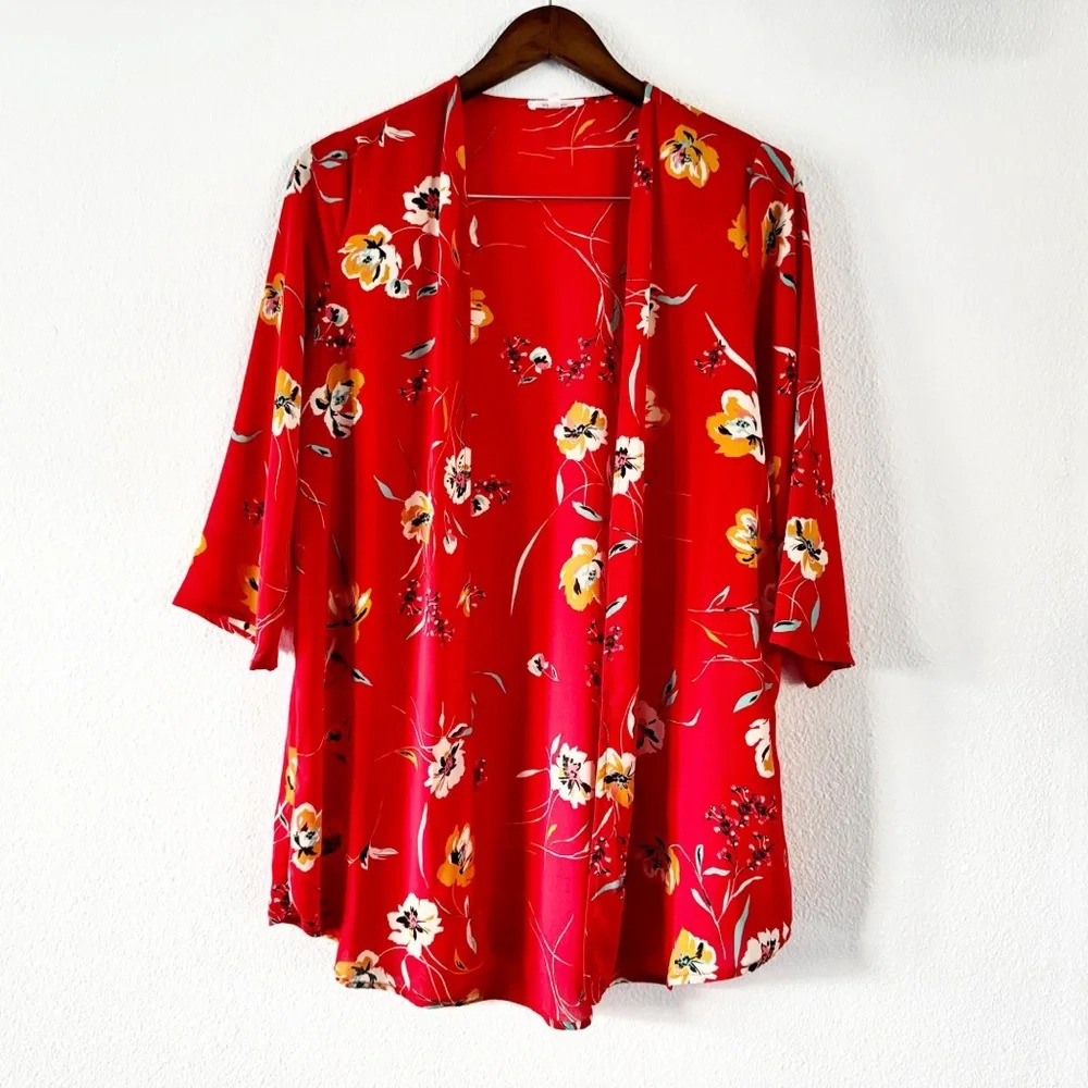 Maurice’s Kimono Flutter Open Front Floral Red Vibrant Womens Medium Breezy